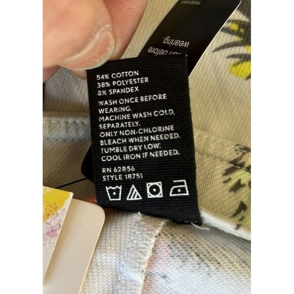 HUE Women's Size S Leggings Skimmer Pineapple Simply Stretch Pant jeans Sand NWT - Picture 7 of 9